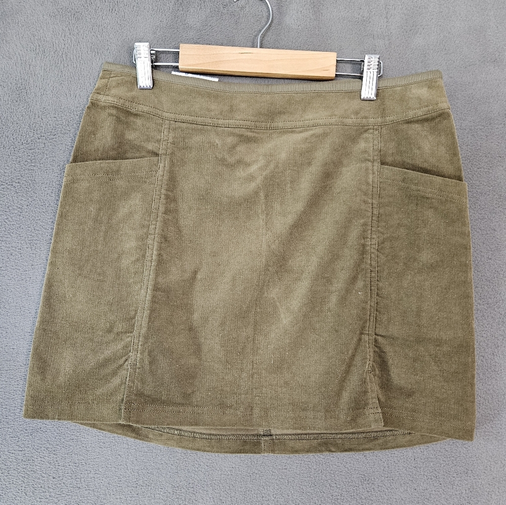 NWT Kuhl Skirt Women Size 6 Strova  Corduroy Brown Side Pockets Mini Stretch